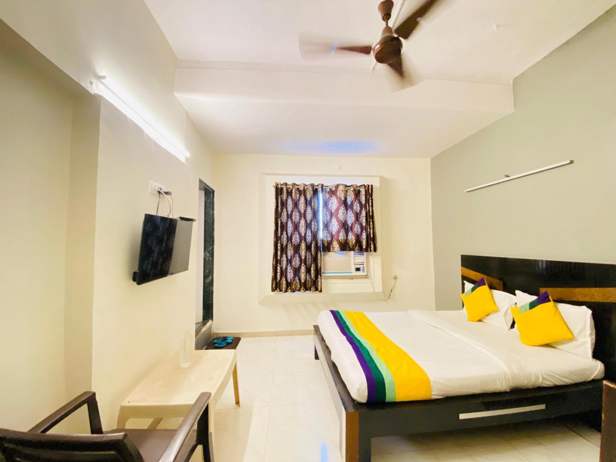 Hotel Aakash Navrangpura Ahmedabad Ngoại thất bức ảnh